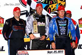 Chad Simpson Brings Knoxville to its Feet Friday at Late Model Nationals!