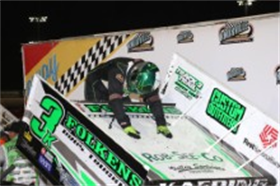 Tim Kaeding Storms to Victory Lane on Night #2 of the Knoxville Nationals!