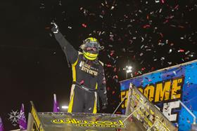 Greg Hodnett Wins One for the PA Posse on Night #1 of the Knoxville Nationals!